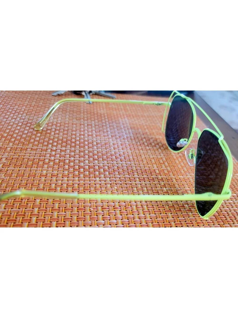 No Brand stylish neon